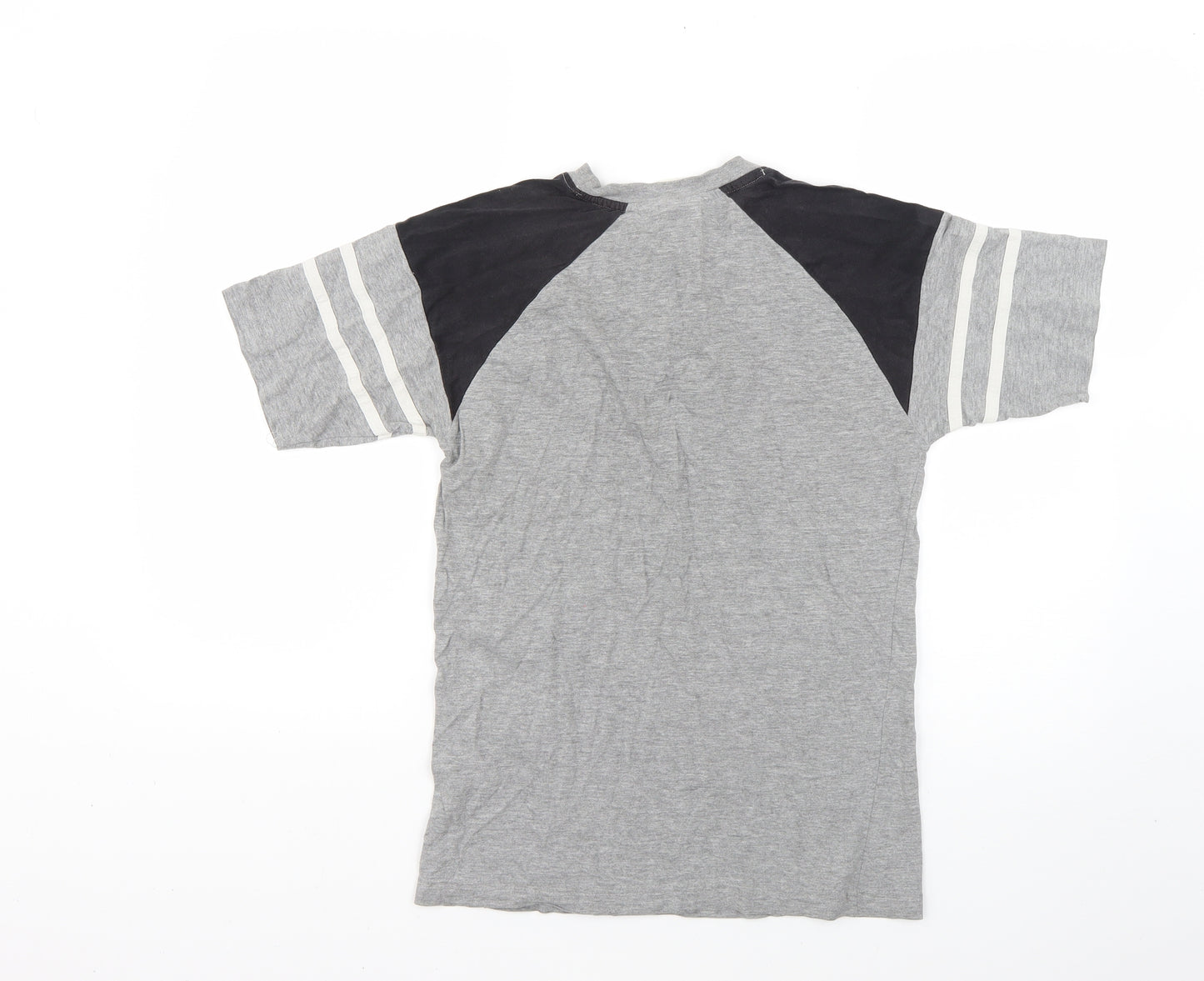 herefod united football club Boys Grey   Basic T-Shirt Size 11-12 Years