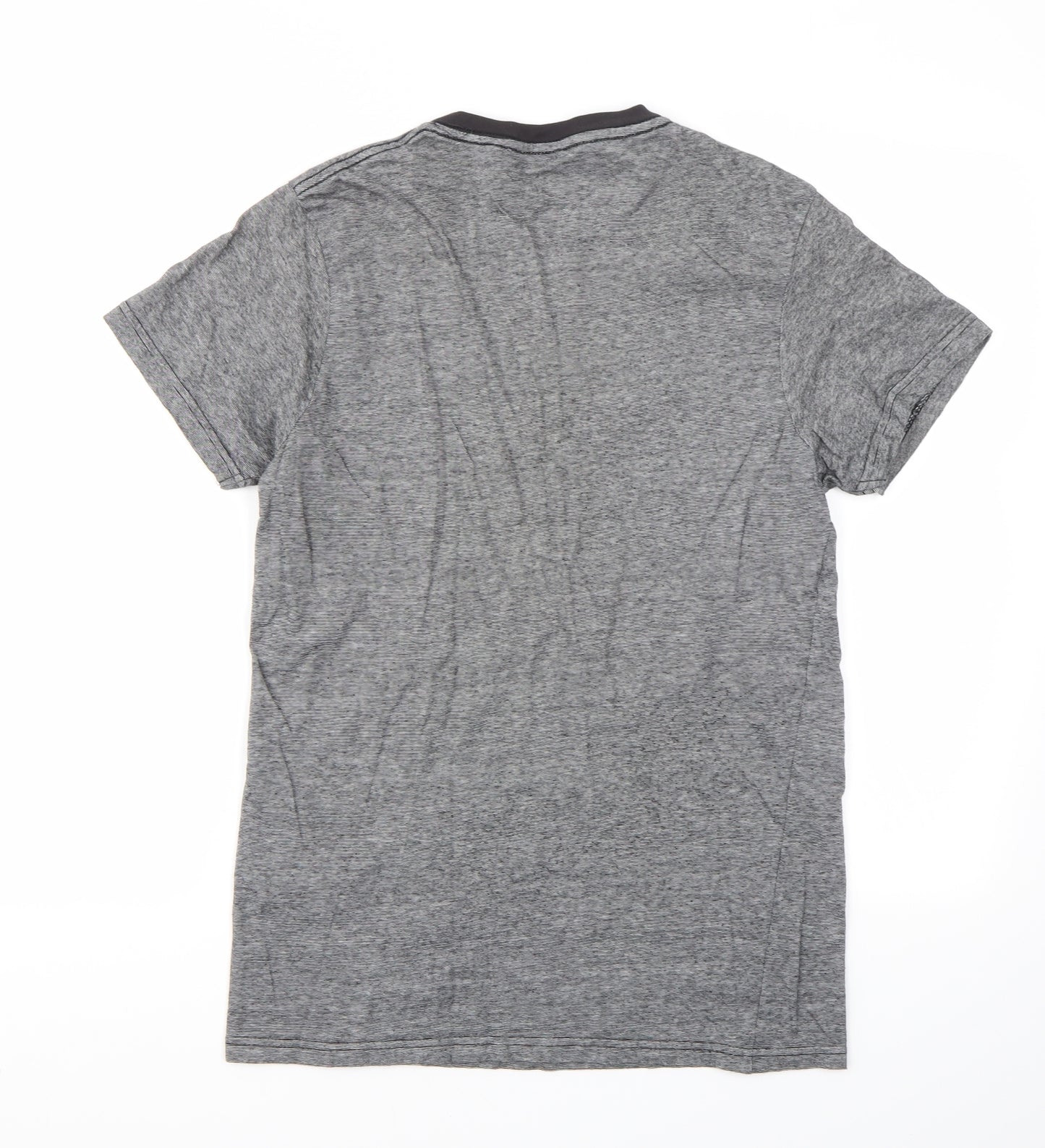 INDUSTIALIZE Mens Grey    T-Shirt Size S