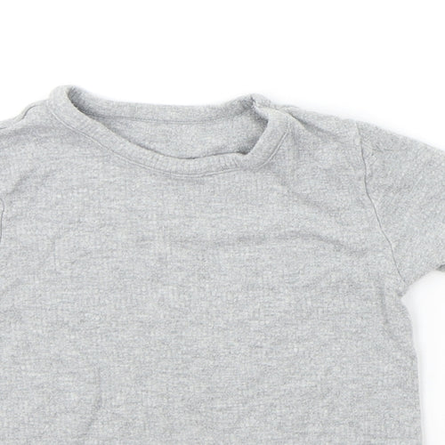 Marks and Spencer Boys Grey Houndstooth  Basic T-Shirt Size 6-7 Years