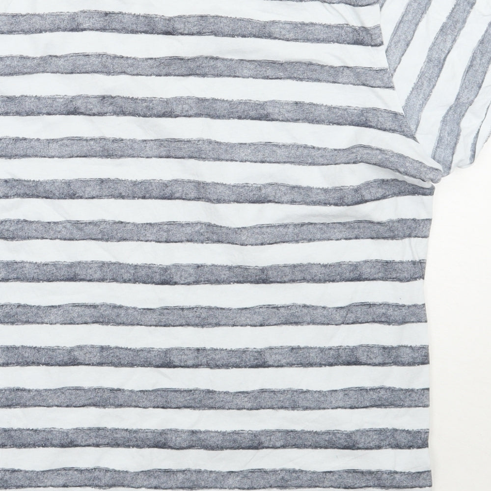 Livergy Mens White Striped   T-Shirt Size M