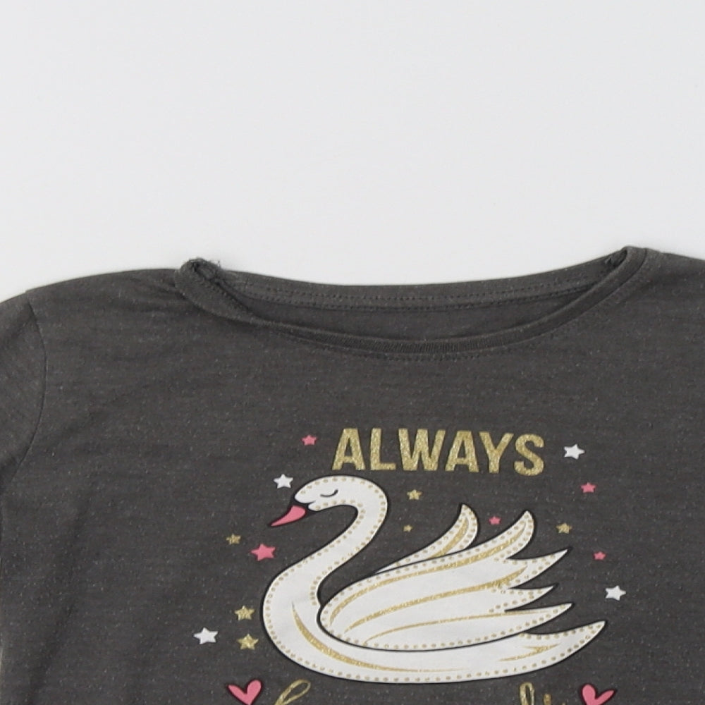 Primark Girls Grey   Basic T-Shirt Size 7-8 Years  - Swan