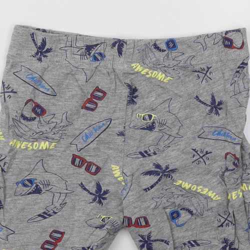 Preworn Boys Grey Geometric  Sweat Shorts Size 5-6 Years