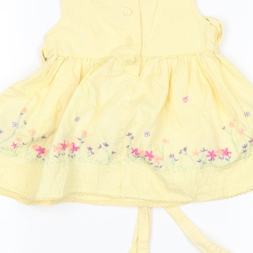 Preworn Girls Yellow Floral  A-Line  Size 0-3 Months