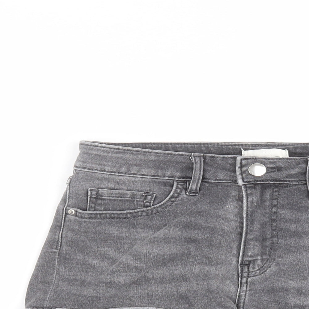 H&M Womens Black   Bermuda Shorts Size 8
