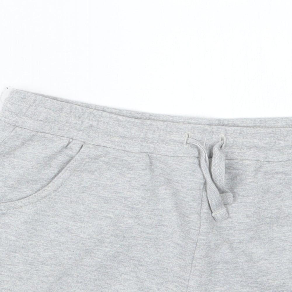 Nutmeg Girls Grey   Hot Pants Shorts Size 10-11 Years