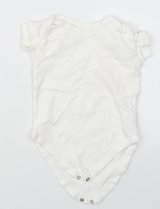 George Baby White   Babygrow One-Piece Size 12-18 Months