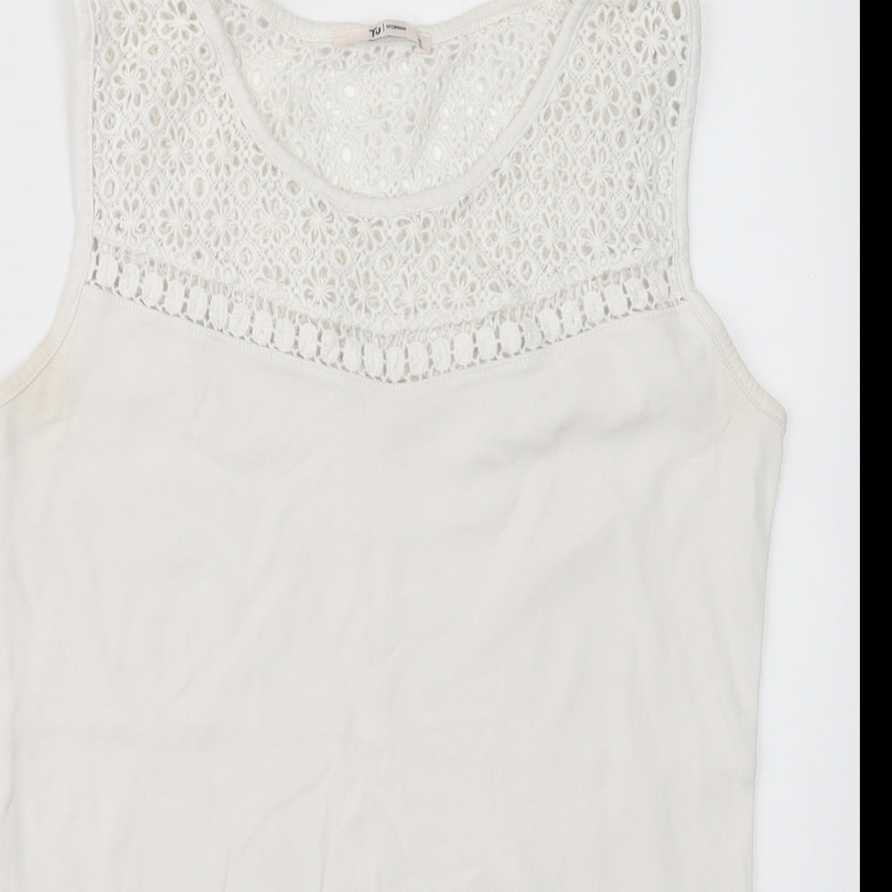 TU Womens White   Basic T-Shirt Size 12