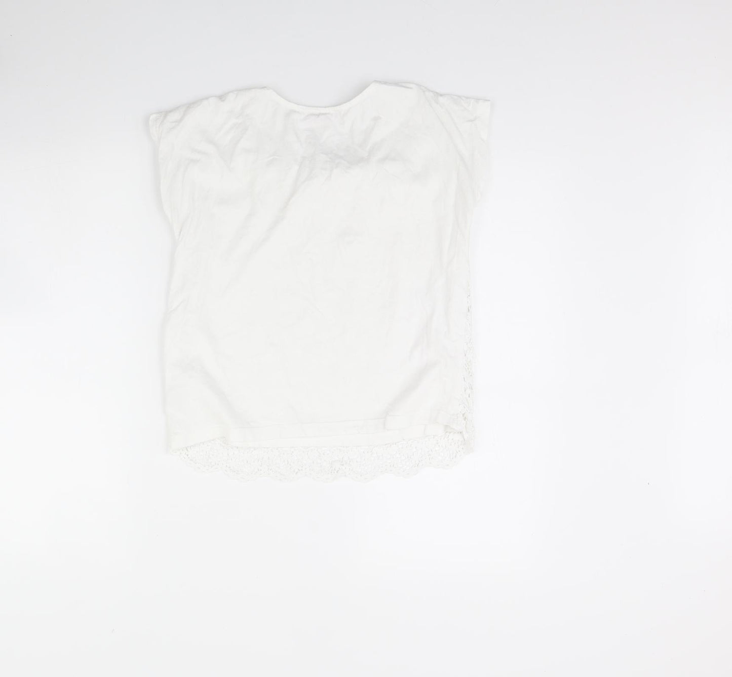 YD Girls White   Basic T-Shirt Size 12 Years