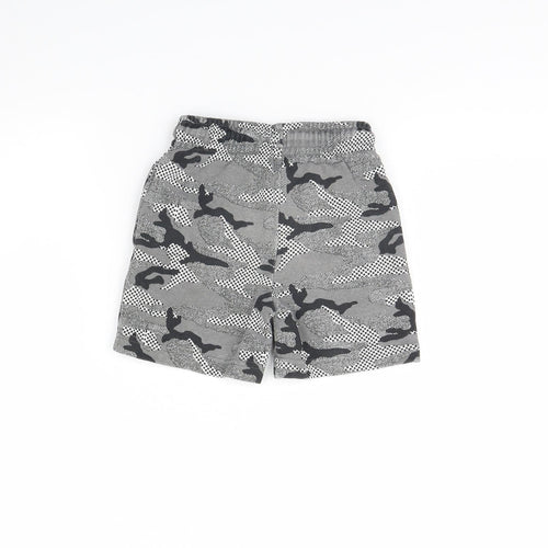 Nutmeg Boys Grey Camouflage  Sweat Shorts Size 4 Years