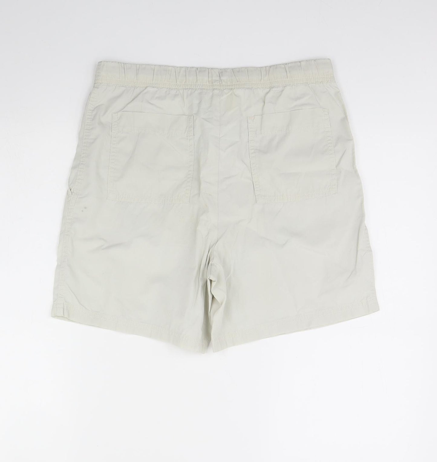 Preworn Womens Ivory   Chino Shorts Size 32 in