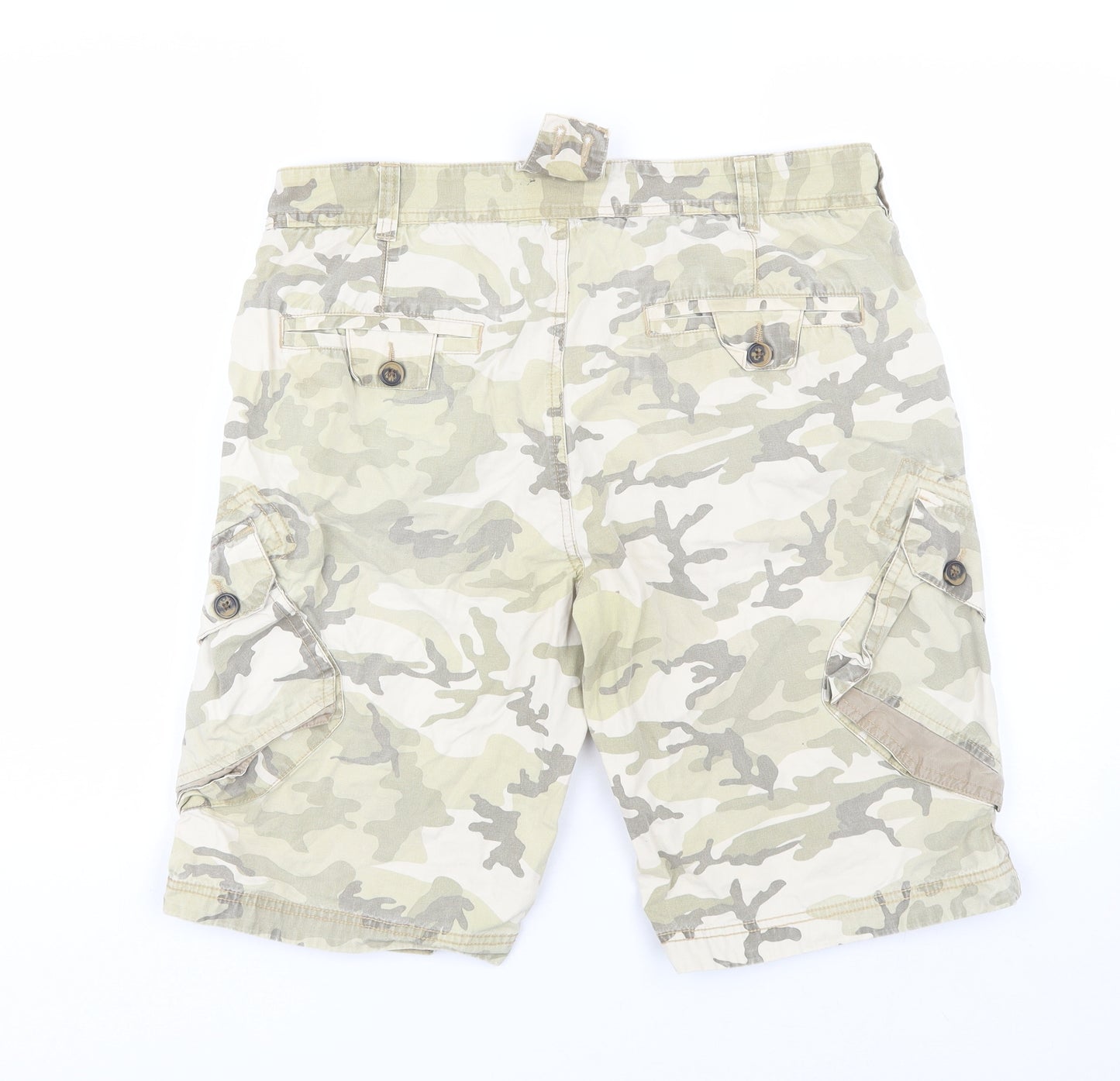 Cedar Wood State Mens Green Camouflage  Chino Shorts Size 36