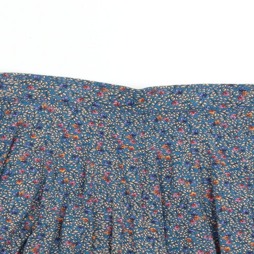 Womens      Size 12