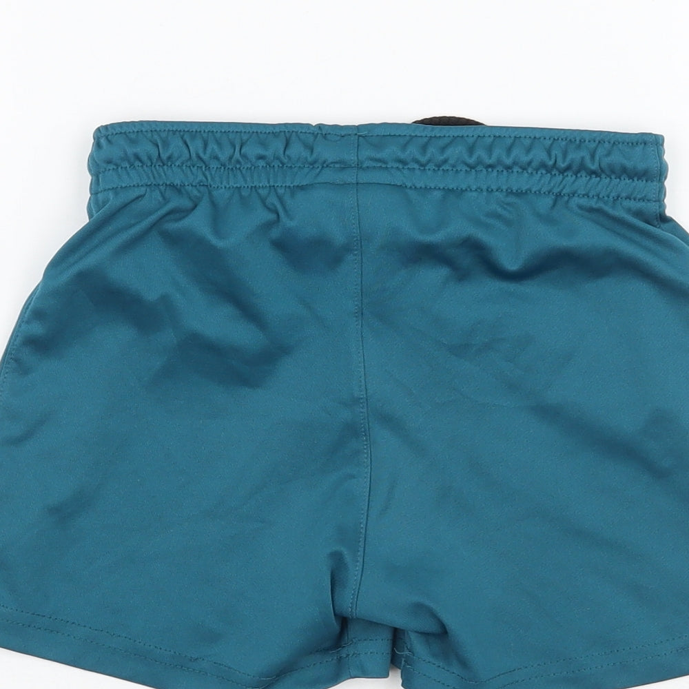 Preworn Boys Green   Sweat Shorts Size 6 Years - Real Madrid
