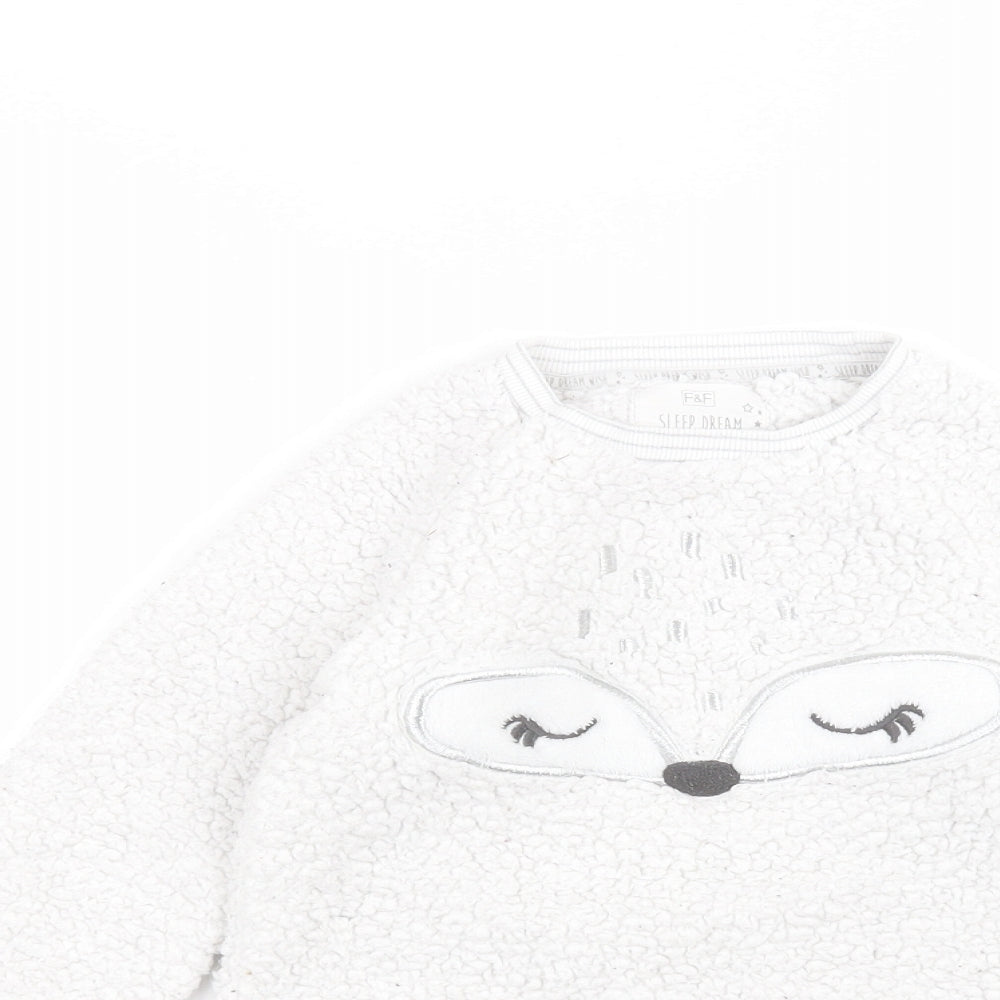F&F Girls White   Pullover Jumper Size 4-5 Years
