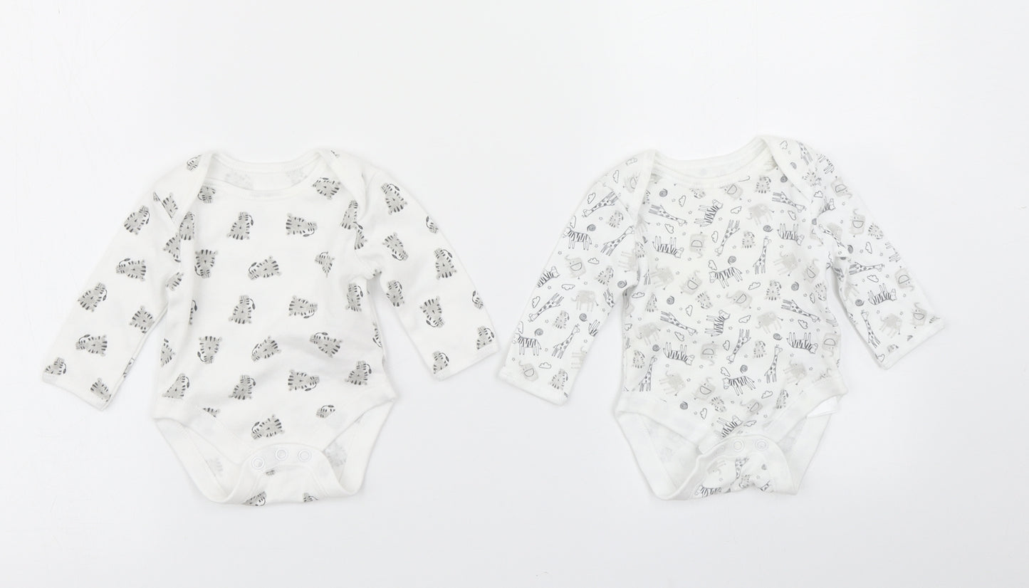 Primark Baby White Spotted  Layette Set Outfit/Set Size Newborn