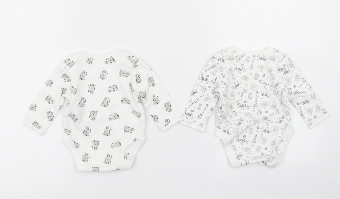 Primark Baby White Spotted  Layette Set Outfit/Set Size Newborn