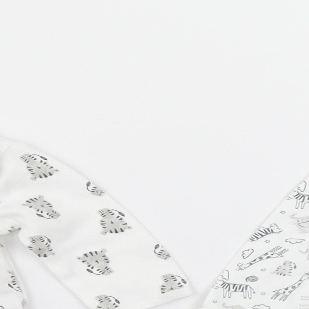 Primark Baby White Spotted  Layette Set Outfit/Set Size Newborn
