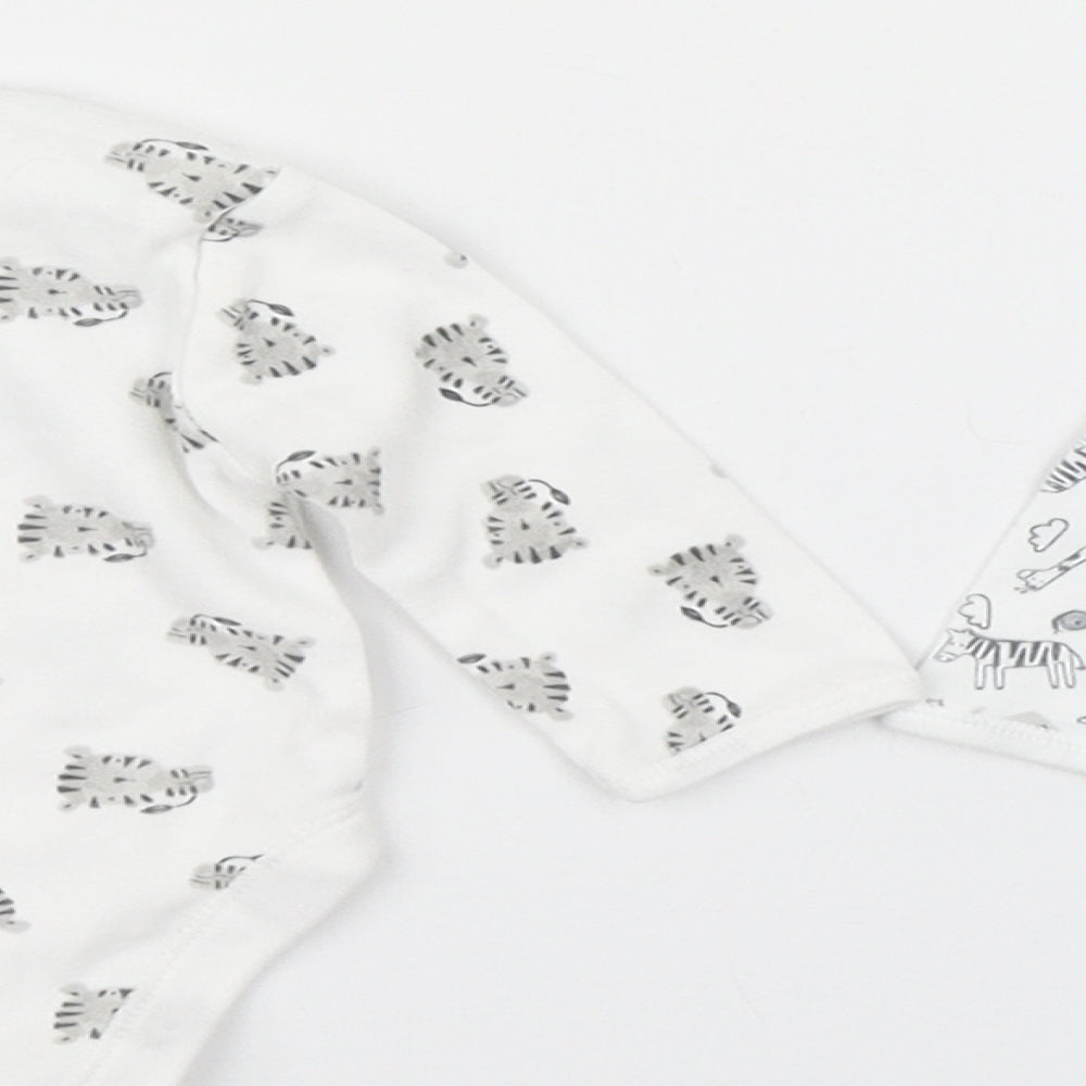 Primark Baby White Spotted  Layette Set Outfit/Set Size Newborn
