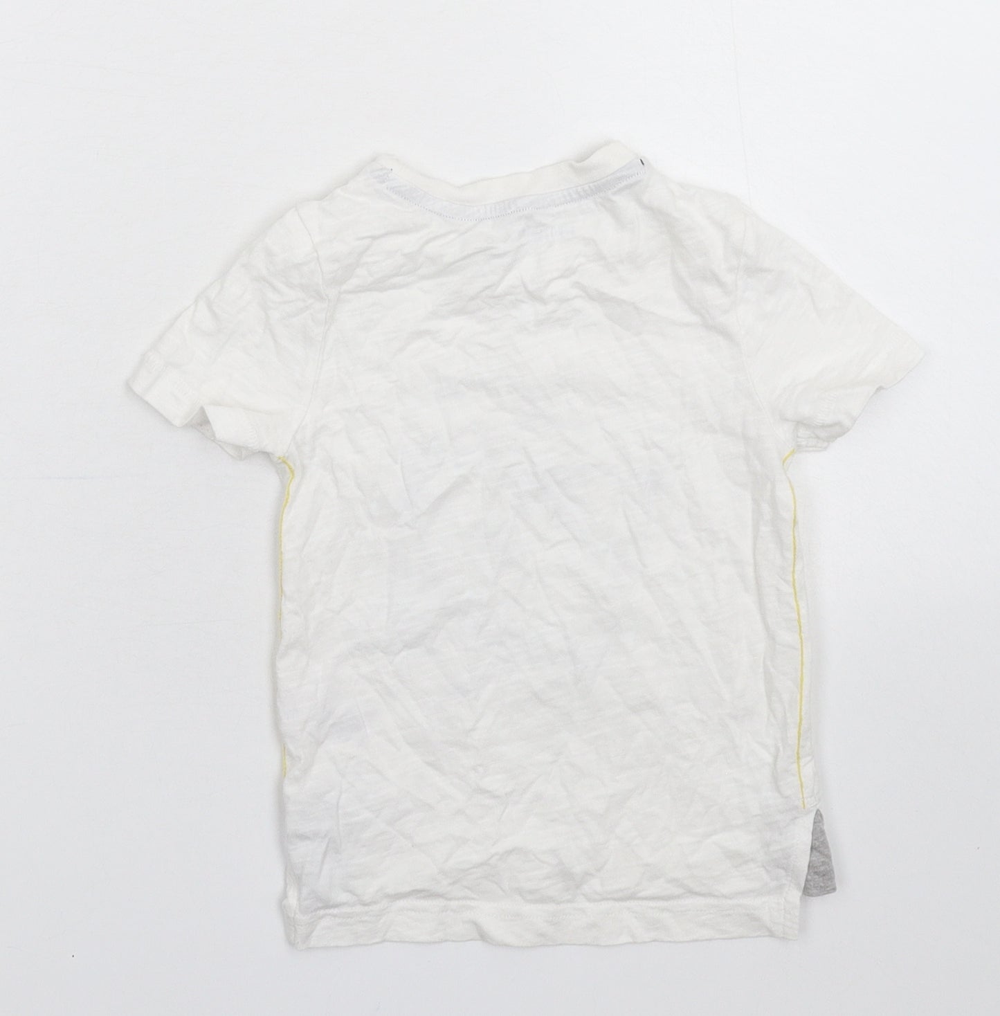 Nutmeg Baby White   Basic T-Shirt Size 12-18 Months