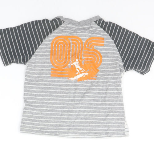 ETHAUSTIN Boys Grey Striped  Basic T-Shirt Size 3-4 Years