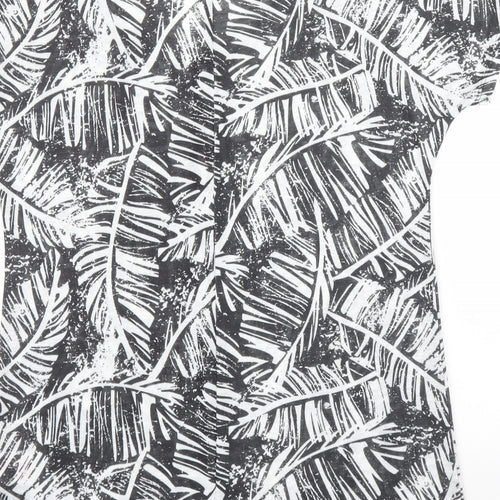 Peacocks Womens Black Floral  Basic T-Shirt Size 10