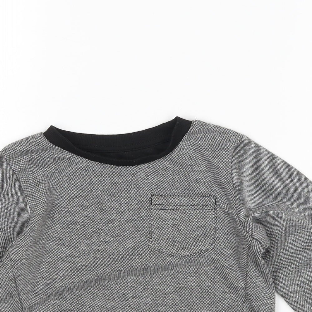 Primark Boys Grey   Pullover Jumper Size 4-5 Years