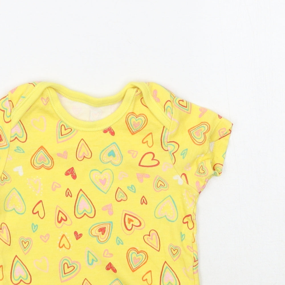 George Baby Yellow   Babygrow One-Piece Size 6-9 Months  - Love Heart print
