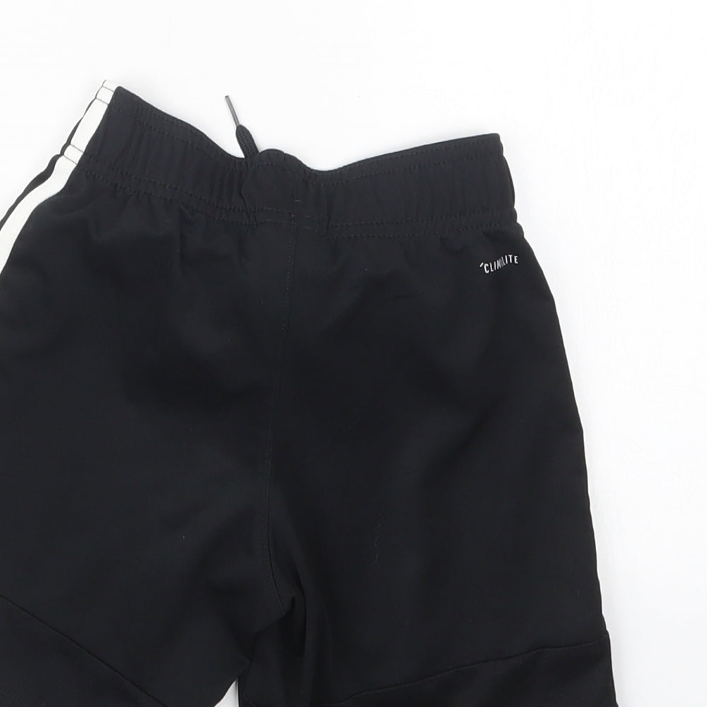 adidas Boys Black   Sweat Shorts Size 5-6 Years