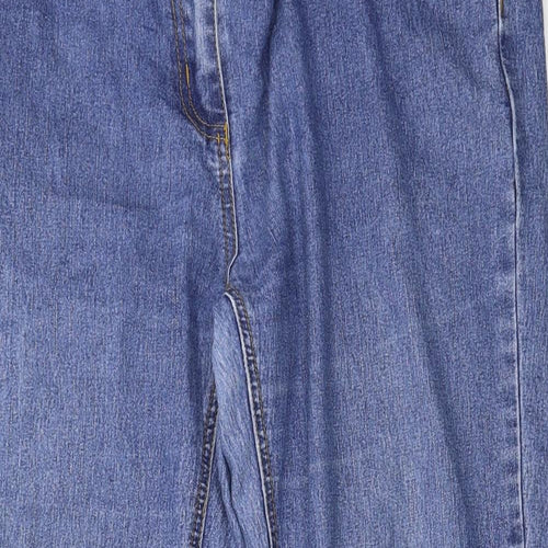 Cellbes Womens Blue  Denim Straight Jeans Size 36 in L26 in