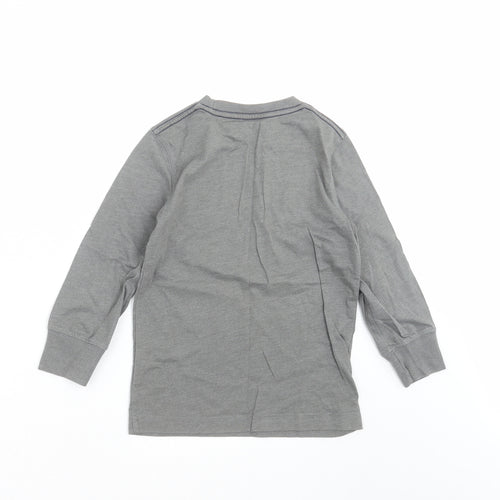 GapKids Boys Grey   Basic T-Shirt Size 4-5 Years  - football