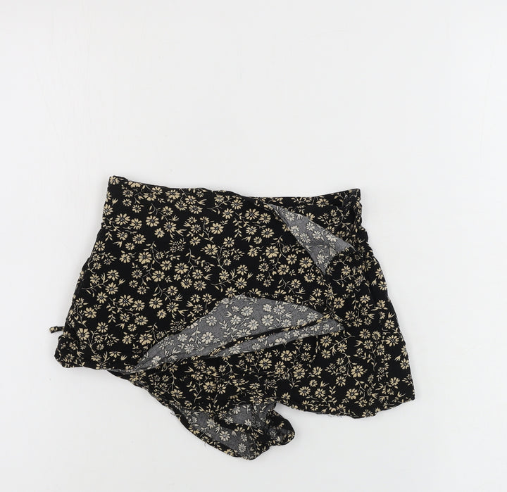 FOREVER 21 Womens Black Floral Sweat Shorts Size XS