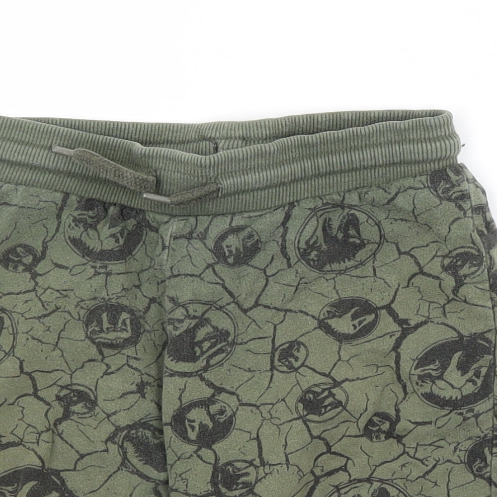 Primark Boys Green Spotted  Sweat Shorts Size 5-6 Years