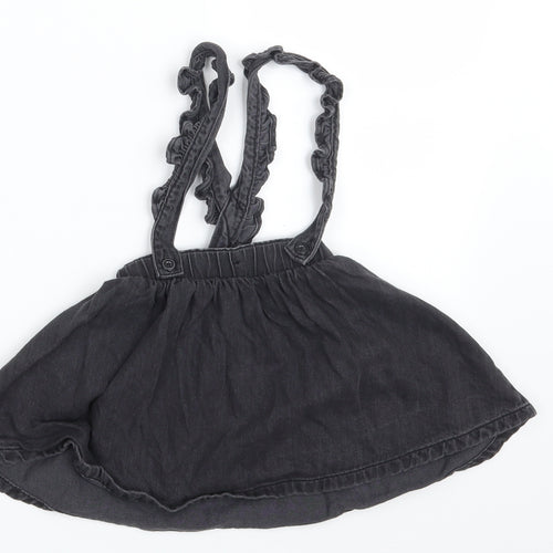 F&F Girls Black  Denim Pinafore/Dungaree Dress  Size 3-4 Years