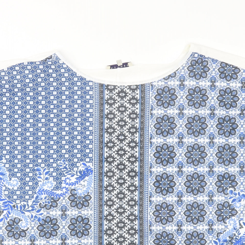 Nutmeg Womens Blue Floral  Basic T-Shirt Size 22