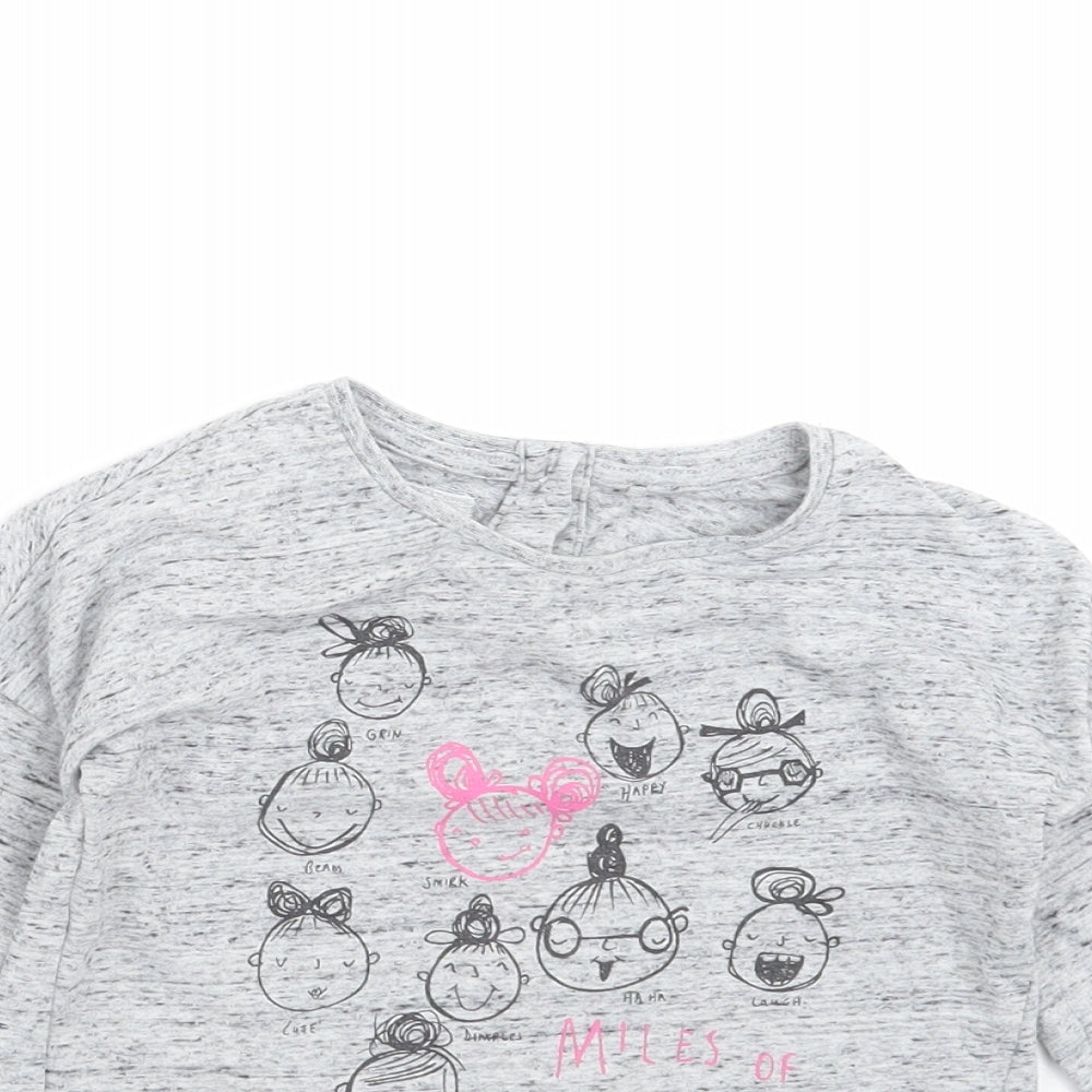 NEXT Girls Grey   Basic T-Shirt Size 4-5 Years  - faces