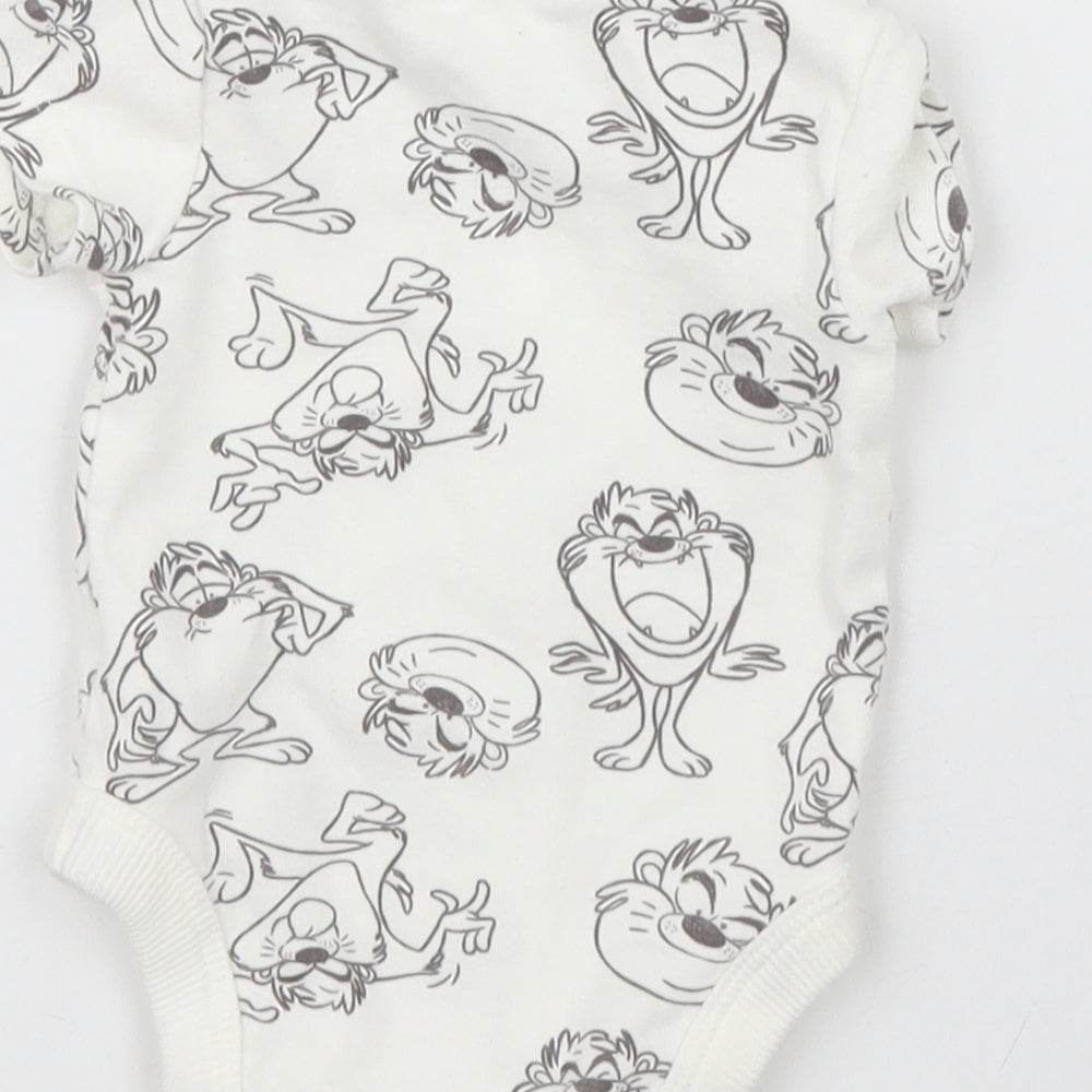 George Baby White   Babygrow One-Piece Size 0-3 Months