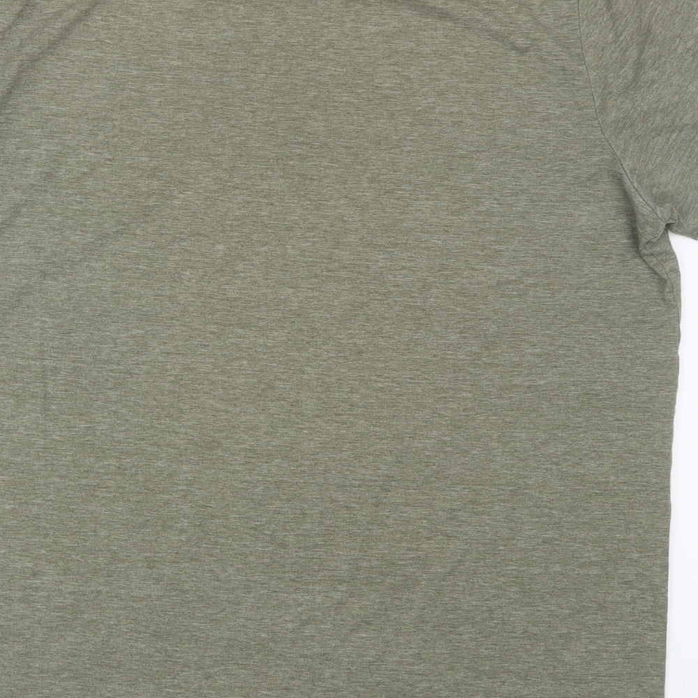 PUMA Mens Green    T-Shirt Size L