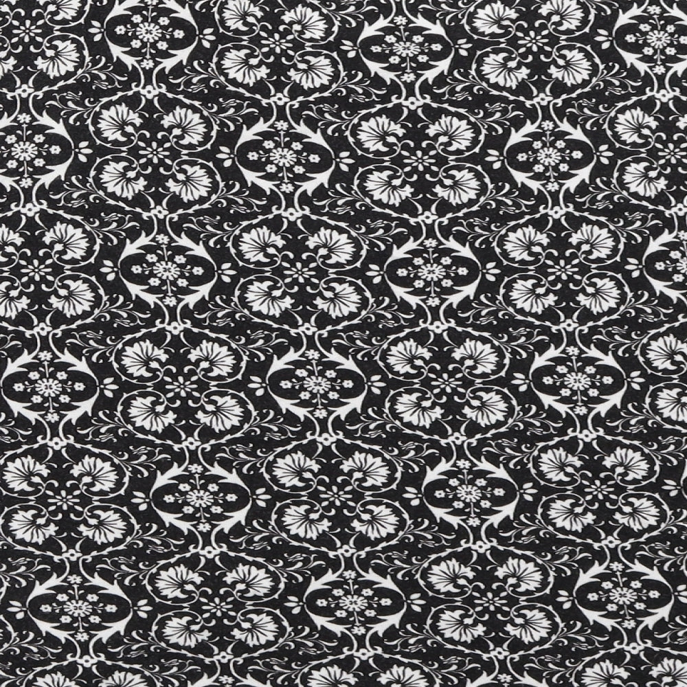 Oasis Womens Black Geometric  Basic T-Shirt Size M