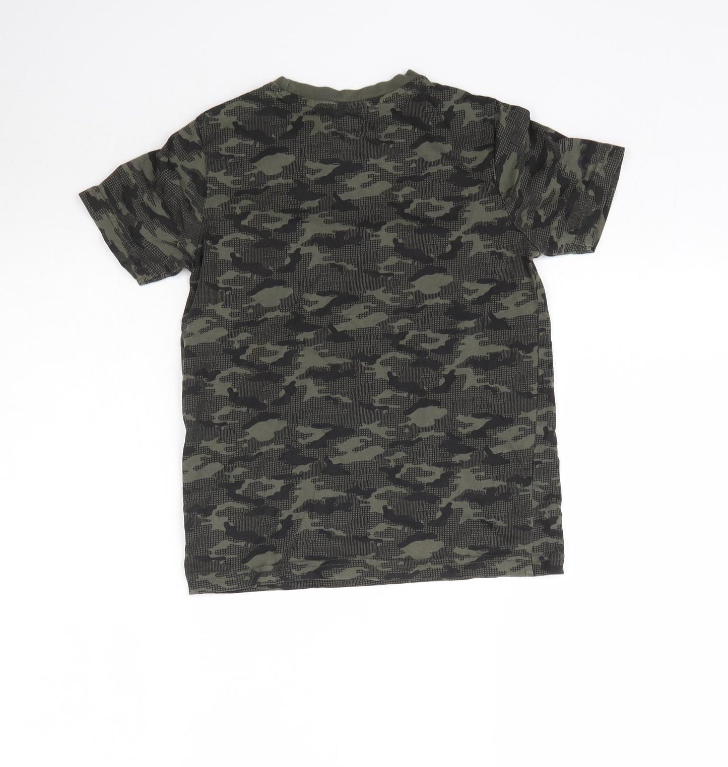 F&F Boys Green Camouflage  Basic T-Shirt Size 7-8 Years