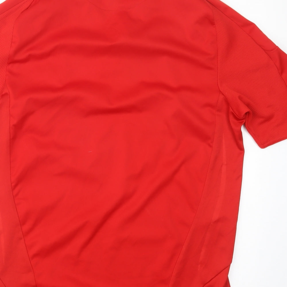 adidas Mens Red   Basic T-Shirt Size M  - Liverpool FC