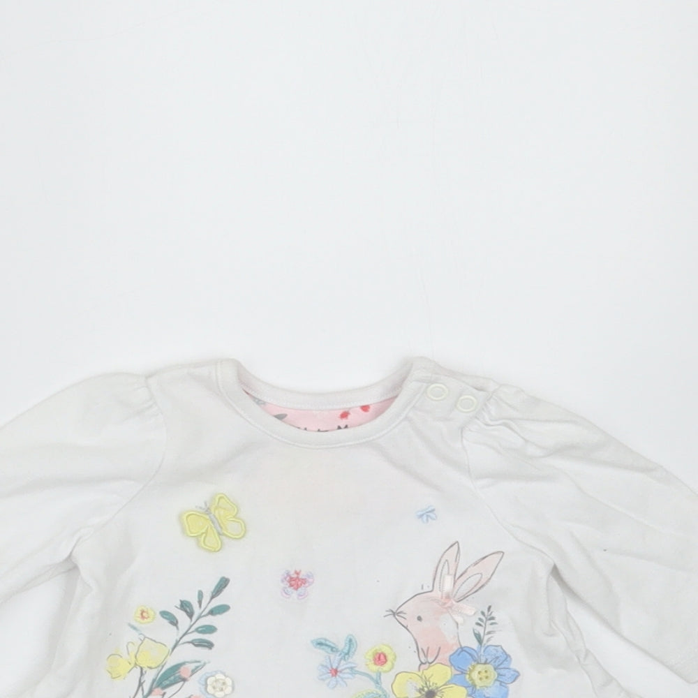 Nutmeg Girls White Floral  Basic T-Shirt Size Newborn  - flowers rabbit