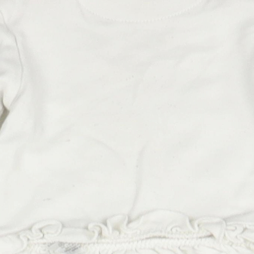 George Baby White   Basic T-Shirt Size Newborn  - HELOO KITTY