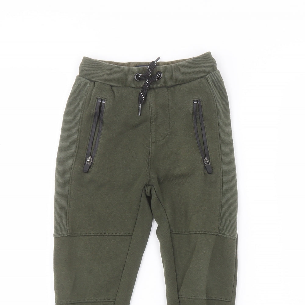 Matalan Boys Green   Sweatpants Trousers Size 6 Years