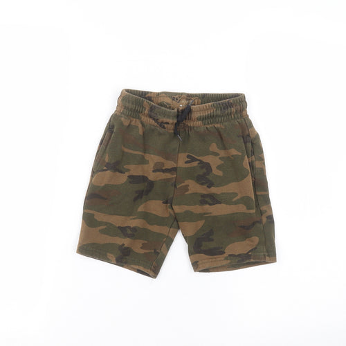 Primark Boys Green Camouflage  Sweat Shorts Size 5-6 Years