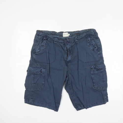 On Fire Mens Blue   Cargo Shorts Size 36