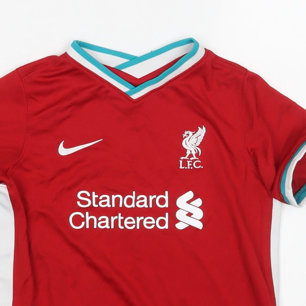 Nike Boys Red   Basic T-Shirt Size 6-7 Years  - Liverpool FC