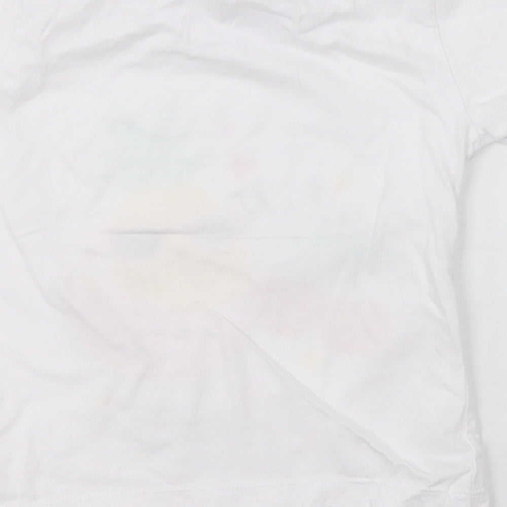 Preworn Girls White   Basic T-Shirt Size 5-6 Years