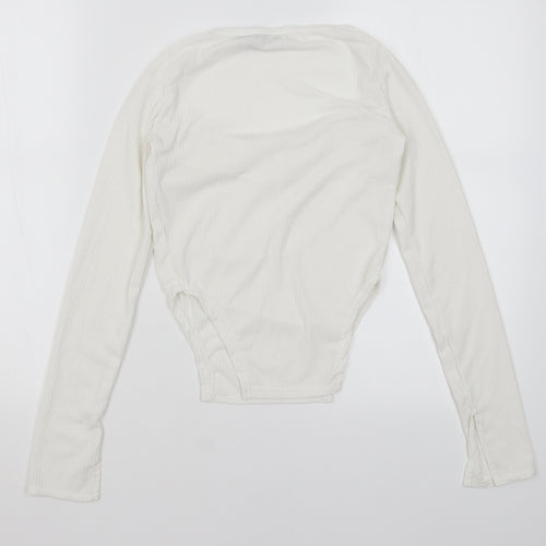 Pretty Little Thing Womens White   Basic T-Shirt Size 4