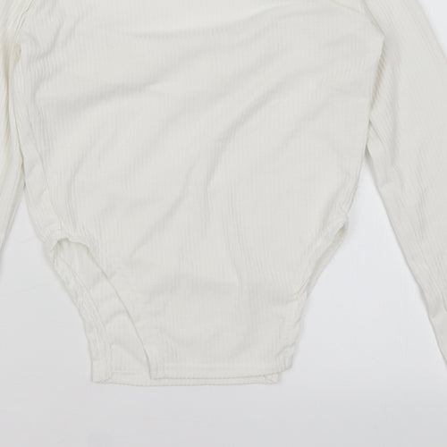 Pretty Little Thing Womens White   Basic T-Shirt Size 4