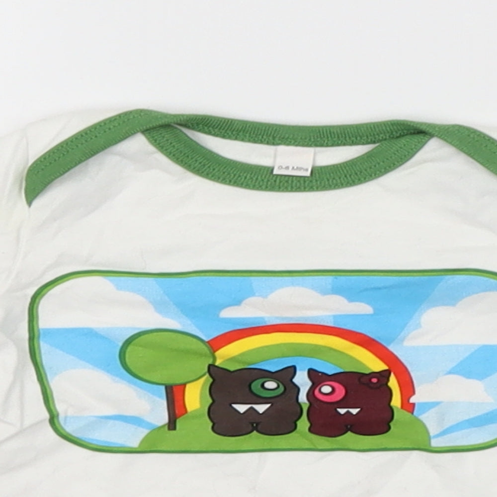 Preworn Baby White   Basic T-Shirt Size 3-6 Months
